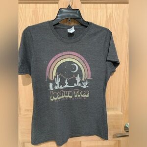 Joshua Tree Graphic Tee | Women’s Medium